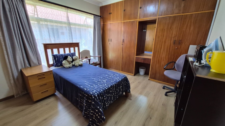 5 Bedroom Property for Sale in Fichardt Park Free State